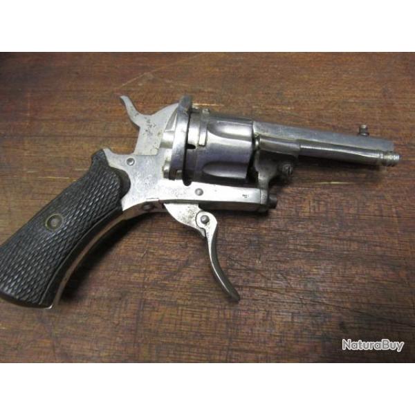 Revolver type Lefaucheux 7mm    broche fonctionnement  plus que TB canon court Belges