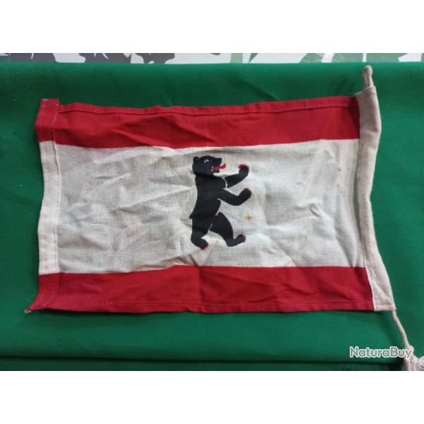 Ancien pavillon bateaux Les armoiries du Land et de la ville de Berlin reprsentent l'ours berlinois