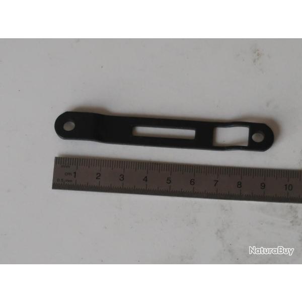 Plaque de dessous de pontet pour carabine 22 lr inconnue REF @