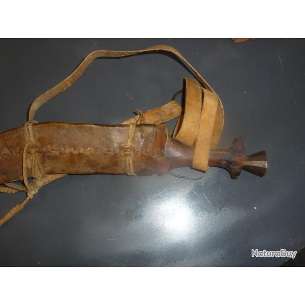 Long coutelas Afar ou Issa ( Djibouti ) - bois et cuir - XIX� si�cle
