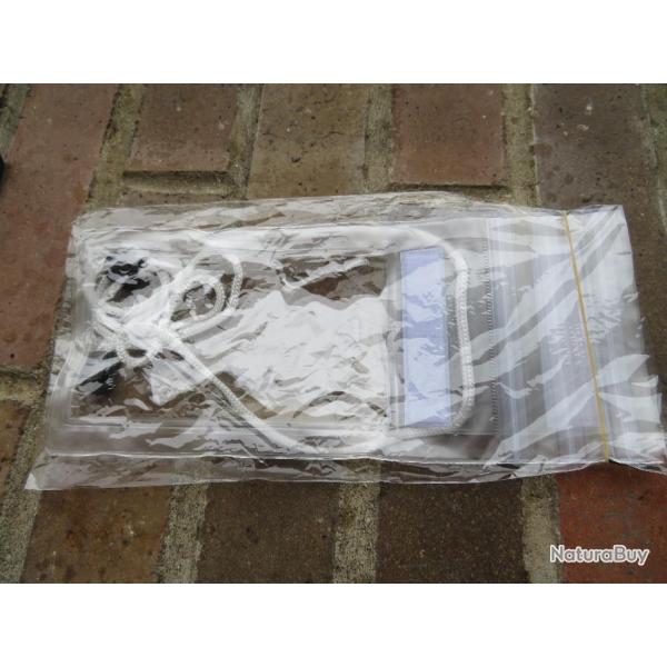 Pochette/Etui tanche pour smartphone et/ou papiers...trs rsistante  l'eau - Couleur transparente