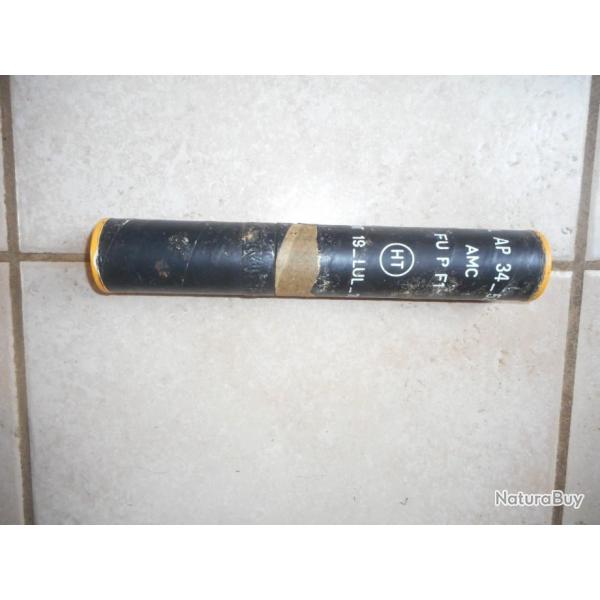 1 tubes conteneurs pour grenade  fusil de 34 MM vide N 5