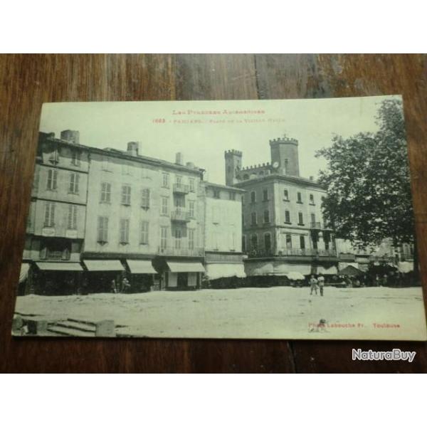 CP  Dpt  09   PAMIERS PLACE DE LA VIEILLE HALLE