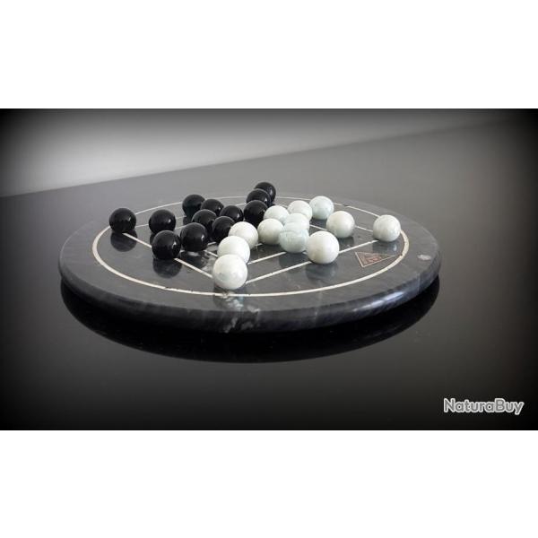 jeu de solitaire design en onyx v�ritable des ann�es 90-Noir et blanc O.M.F