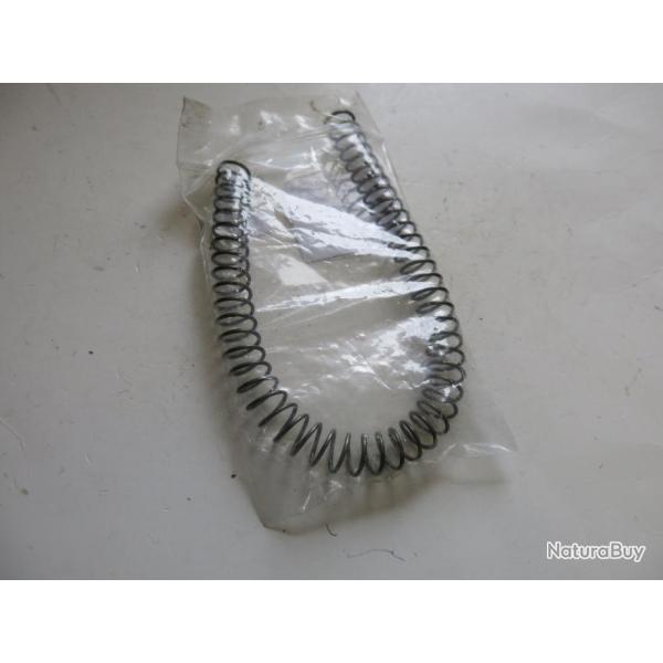 VENDU PAR CUIRASSIER11 N� 1 RESSORT RECUPERATEUR DE CARABINE REMINGTON 742 ET 7400