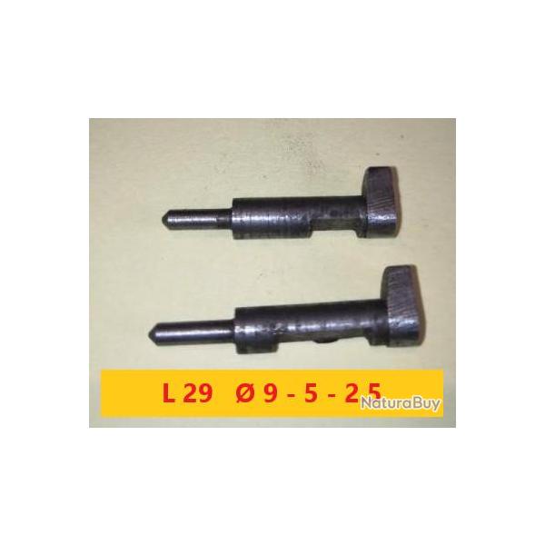 LOT DE 2 PERCUTEURS     L 29   � 9 - 5 - 2.5