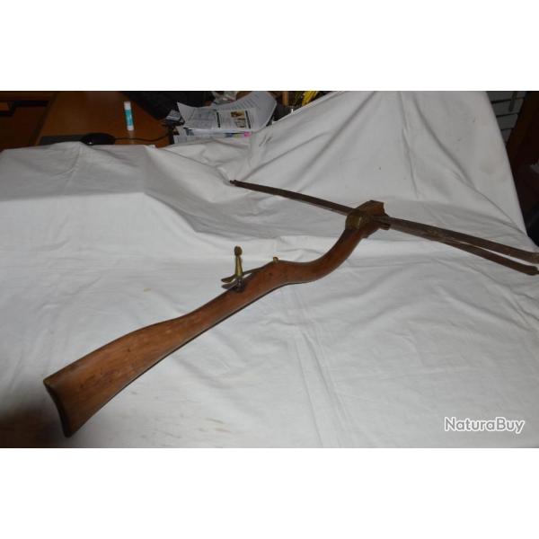 ARBALETE GENETIER XIX SIECLE-OLD CROSSBOW OF THE XIX CENTURY-ALTE ARMBRUST DES XIX JAHRHUNDERT
