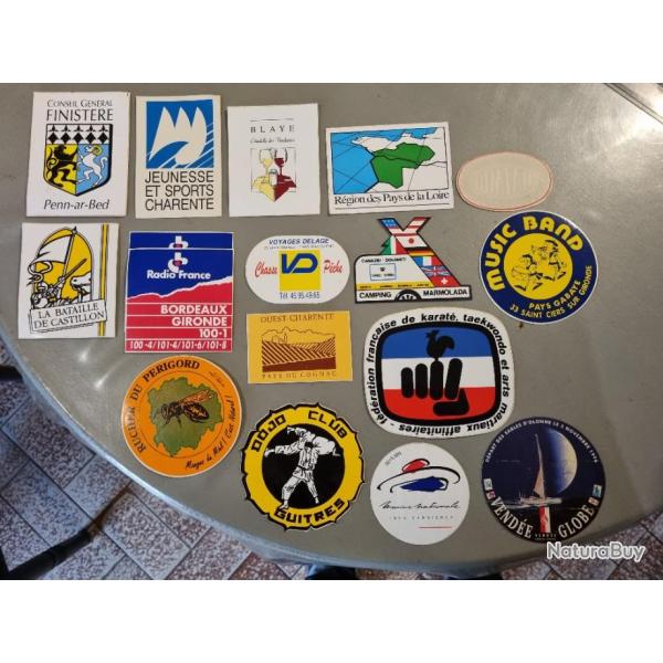 Lot 16 Autocollant divers