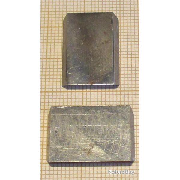 Socle pour serrure arri�re