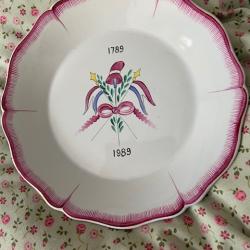 assiette fa&euml;nce G&eacute;o Martel  d&eacute;cor Nevers