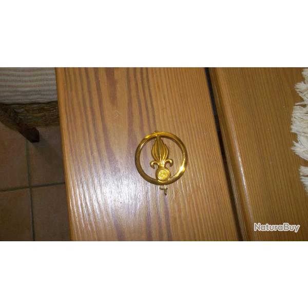 ancien insigne de beret legion etrangere infanterie etat neuf de stock original