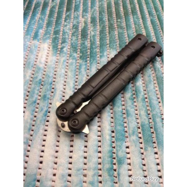 Couteau papillon ''max knives''r�f P49