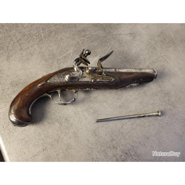 Pistolet a silex du XVIII eme siecle n10