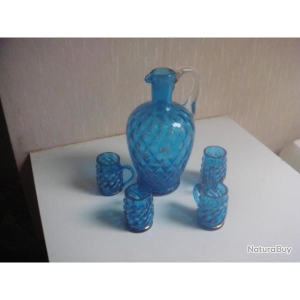 aigui�re en verre du XIX si�cle Napol�on III , avec 4 petit verre, peint � la main