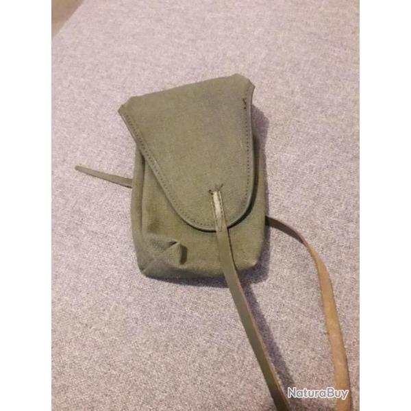 pochette de nettoyage et accessoire pour AA52 , ALG�RIE et apres