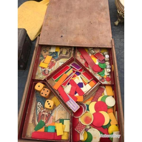 COLLECTION   JEUX  ANCIEN   DE  NAIN JAUNE tr�s sympa
