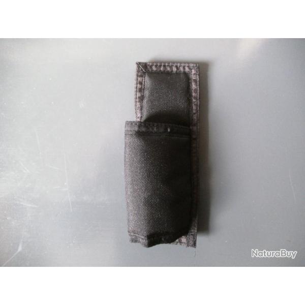 PORTE LAMPE POUR MAGLITE ML OU SIMILAIRES CORDURA NOIR