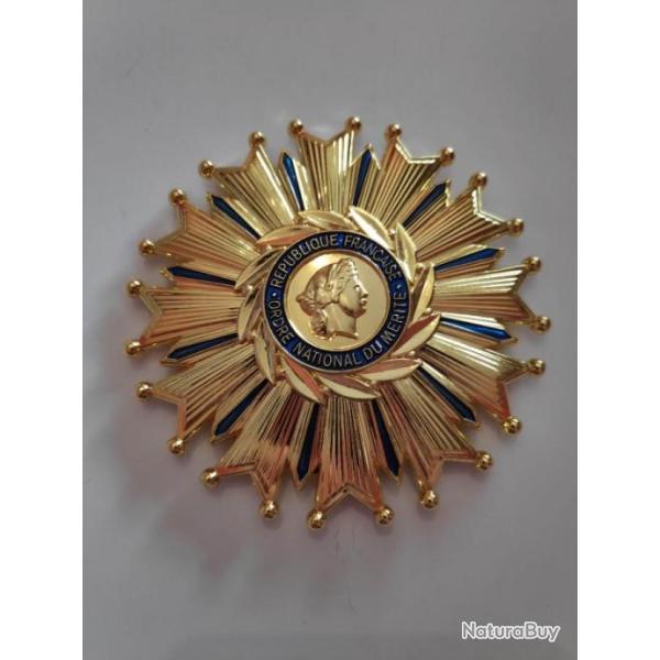 Superbe Grand Croix de l'Ordre National du M�rite m�tal dor�