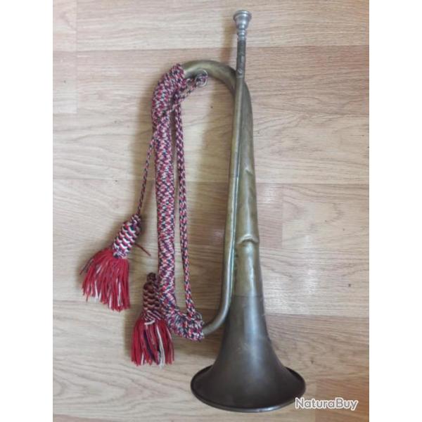 Clairon r�glementaire Fran�ais Deuxi�me guerre dat� de 1939