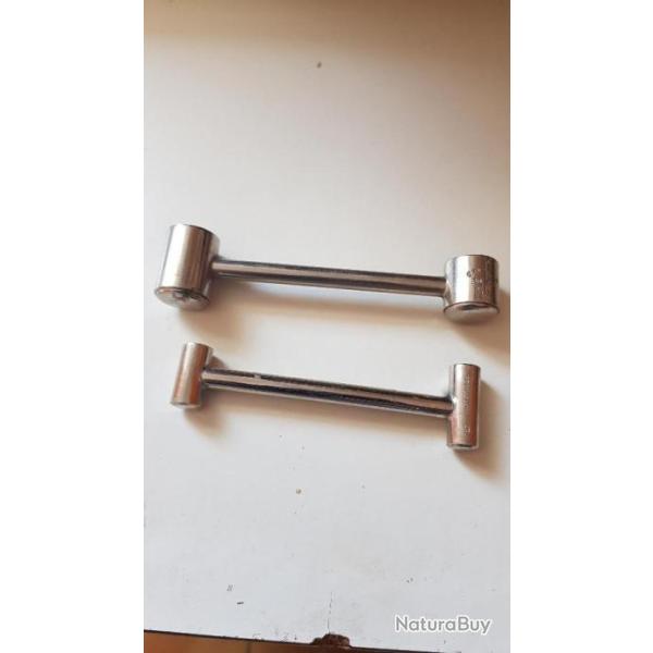 2  dosettes  marque  ellesse calibre 12 et petit calibre  crom�