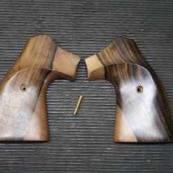 Vends crosse en bois pour revolver Colt Python REF @