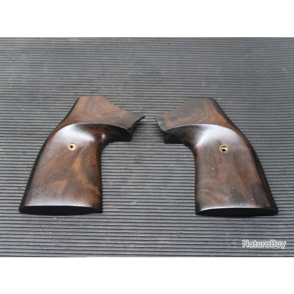 Crosse paquette bois pour revolver Colt python REF @