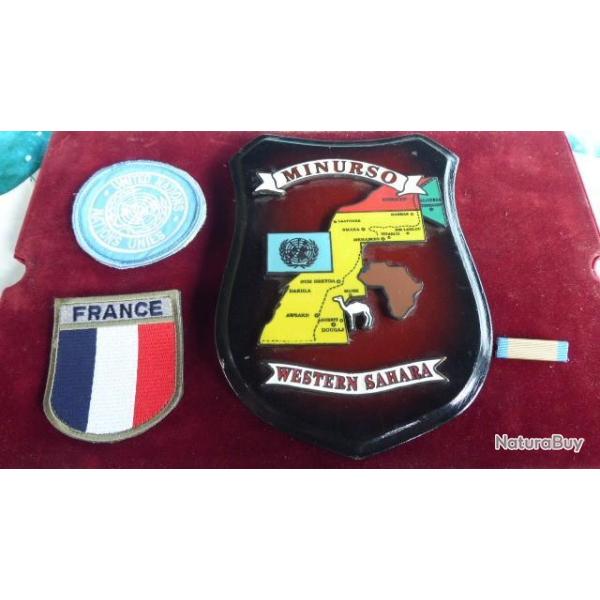 PLAQUE OPEX MINURSO SAHARA OCCIDENTAL ECUSSONS ONU+FRANCE+BARETTE MEDAILLE+CARTE DU SAHARA