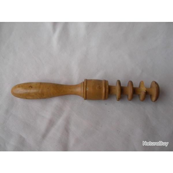 WW1/WW2 FRANCE COUSETTE EN BOIS FRANCAISE REGLEMENTAIRE DU SOLDAT FRANCAIS