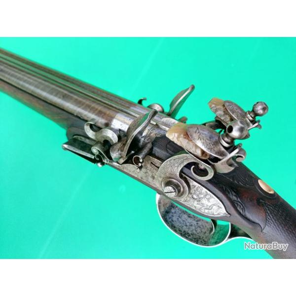 SUPERBE FUSIL A SILEX DE CHASSE FRANCAIS PAR :  C . MERLEY . ST ETIENNE ENV 1800 .