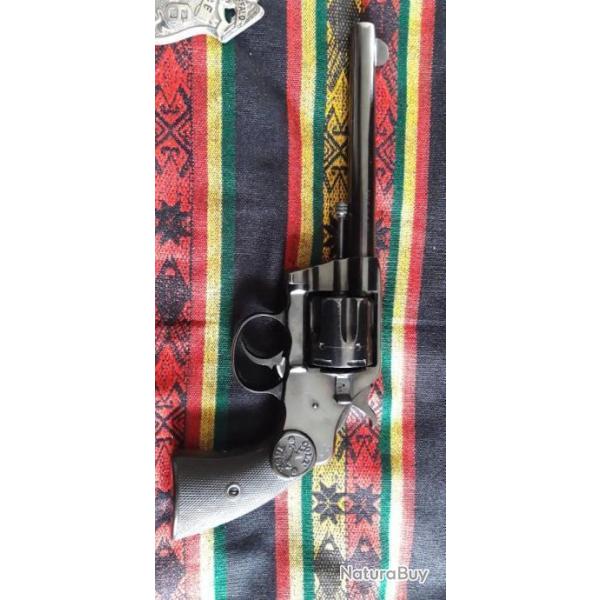 Extr�mement rare Colt 1892, premier mod�le non modifi� 38 LC en coffret et n�cessaire
