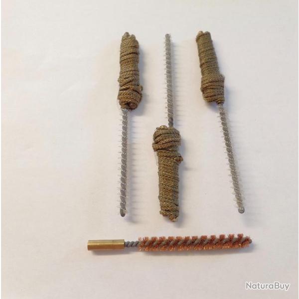 3 lavoirs  � ficelle + 1 brosse bronze  pour cal 22/ 223 Remington