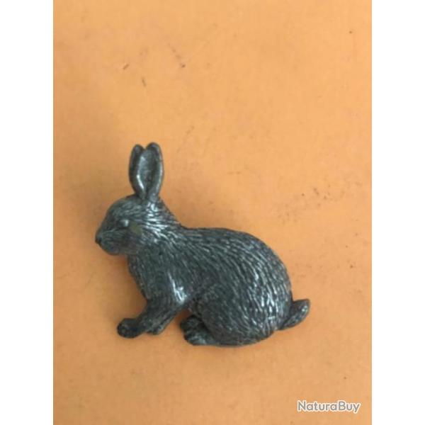 1 pin's li�vre assit P�che chasse