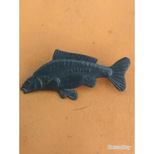 1 pin's carpe  P�che collection