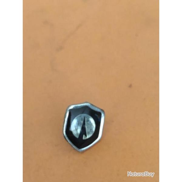 1 pin's Vmc noir P�che collection