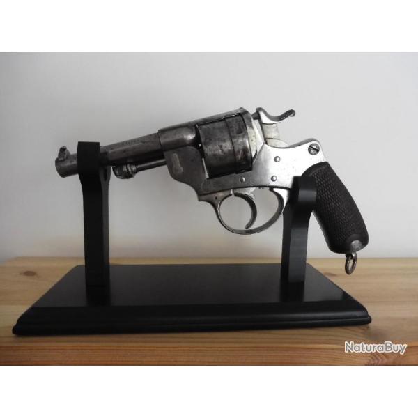 TRES JOLI REVOLVER POUDRE NOIRE  1873 DE COLLECTION