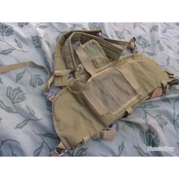 gilet tactique porte-chargeurs