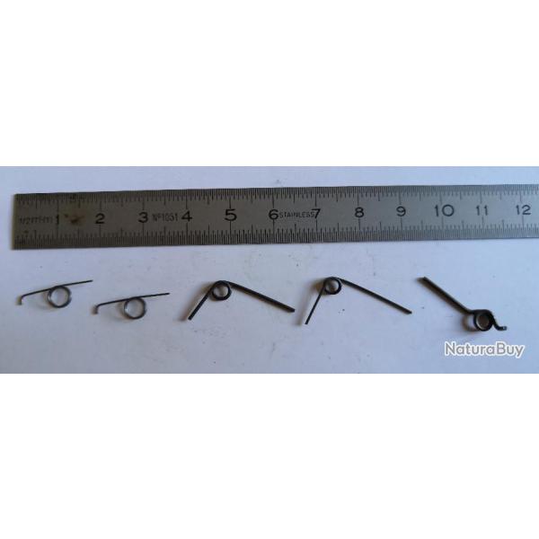 LOT DE 5 RESSORTS D�PAREILL�S LOT N