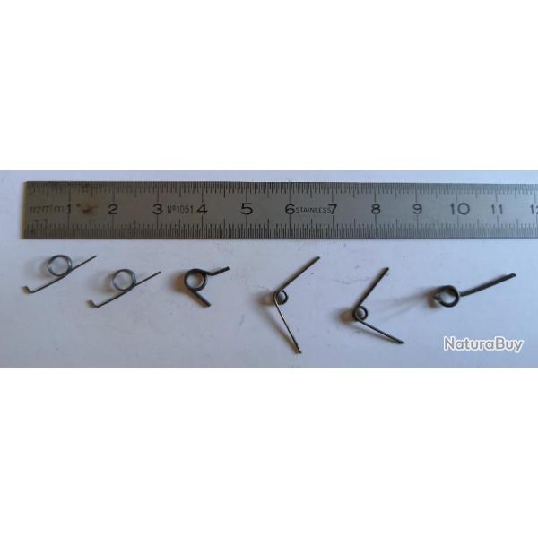 LOT DE 5 RESSORTS D�PAREILL�S LOT M
