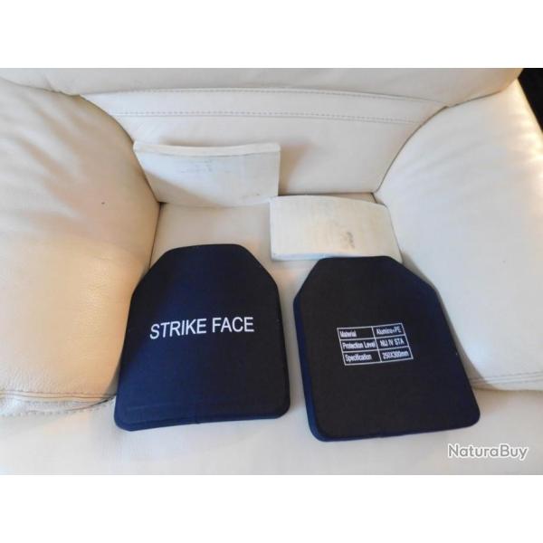 LOT: 4 PLAQUES BALISTIQUE 2 NIVEAU 4 (NIJ4) STAND ALONE PE+ALU & 2 PLAQUES LATERALES NIJ3 POLY s�cu