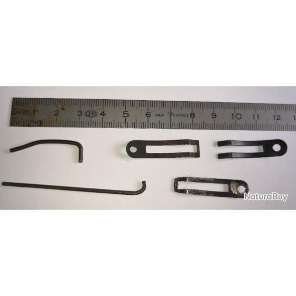 LOT DE 5 RESSORTS D�PAREILL�S LOT R