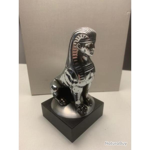 Armstrong Siddeley classic car sphinx embl�me