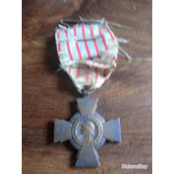 MEDAILLE CROIX DU COMBATANT  II