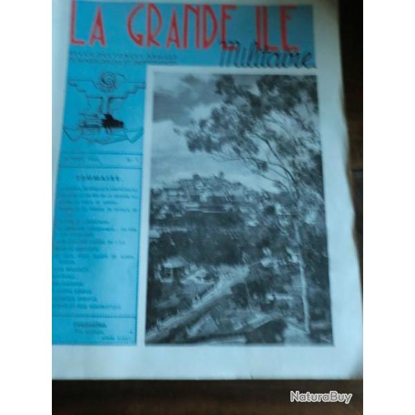 REVUE DES FORCES ARMEES DE MADAGASCARD LA GRANDE ILE  OCTOBRE 1953  FIANARANTSOA  / No 7