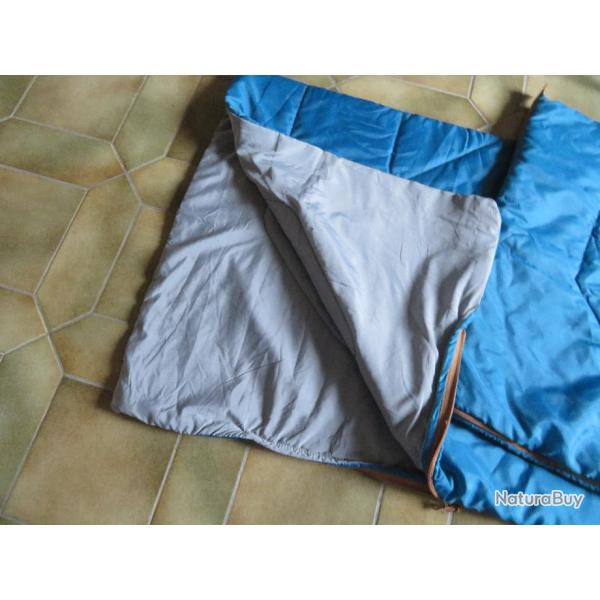 Sac de couchage pour le camping, la nature, chasse, pche etc... - Ecodesign - Marque QUECHUA