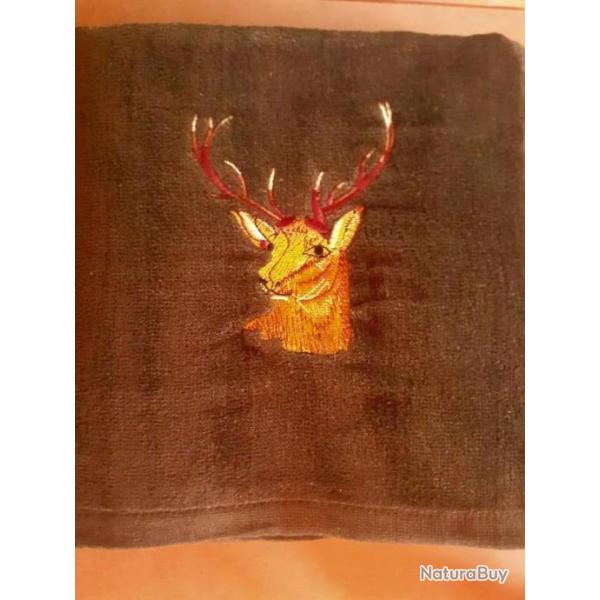 Maxi serviette  motif Cerf