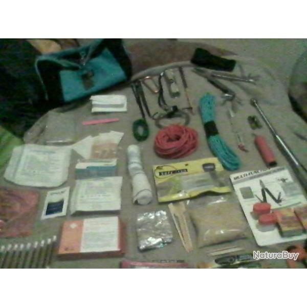 sacoche de survie18   294pi�ces