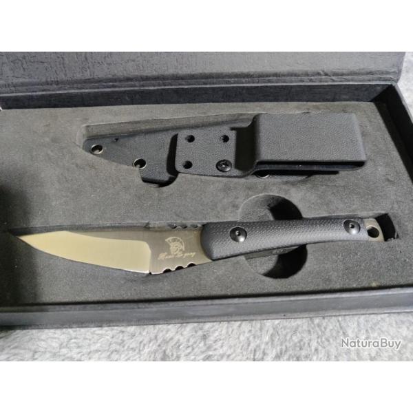 couteau lame fixe avec kydex  , fabriqu et assembl  la main .
