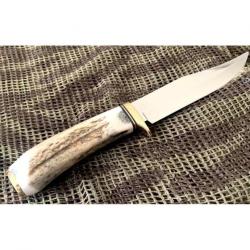 COUTEAU POLYVALENT MANCHE BOIS DE CERF