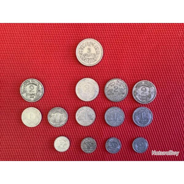 Lot de 14 pi�ces fran�aises datant de la seconde guerre
