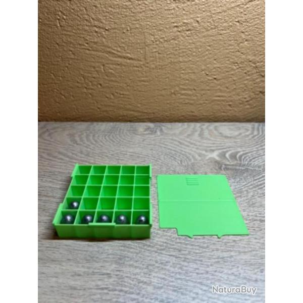 Lot de 4 boites verte claire + 1 offerte pour 25 balles ronde ou ogivale calibre 44 poudre noire